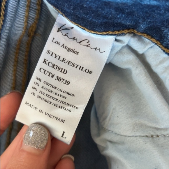 Kancan size L distressed shorts - Picture 3 of 5